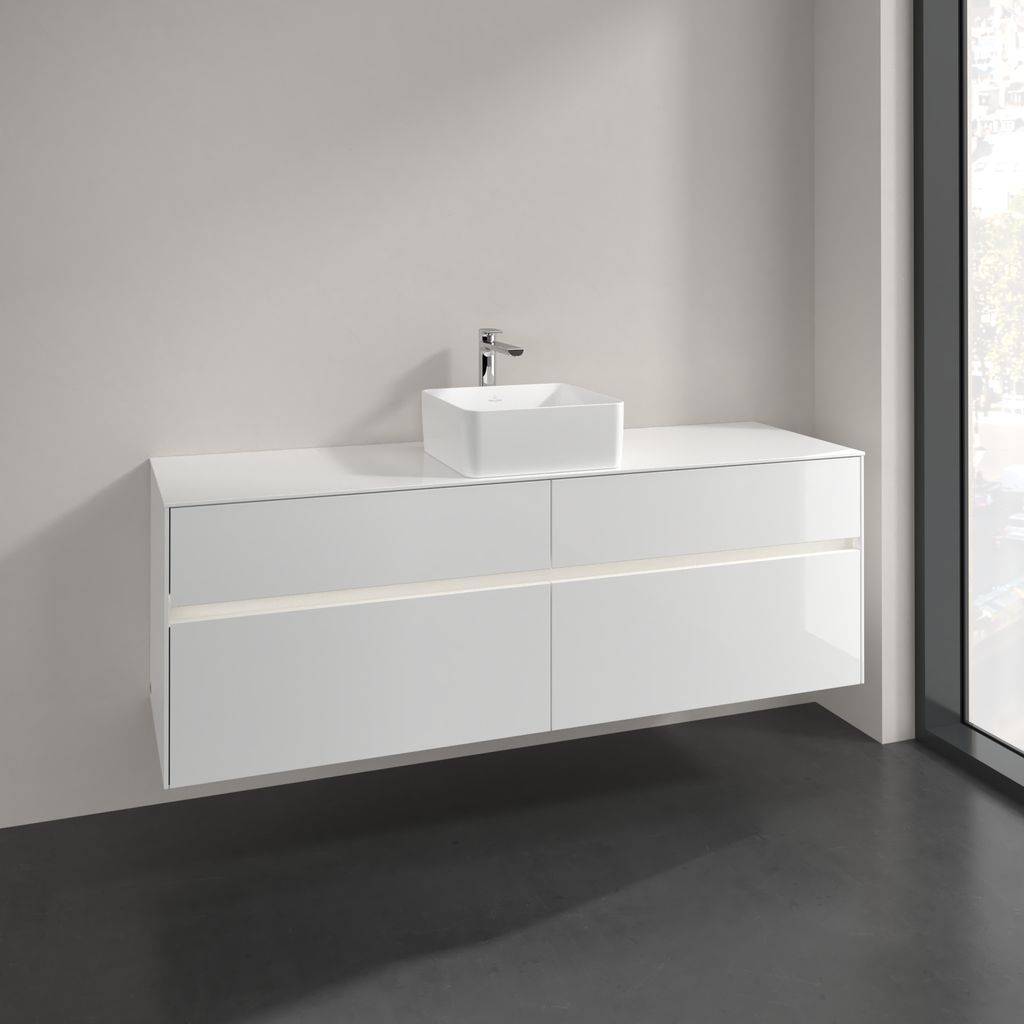 Collaro vanity unit 1600 x 548 x 500mm, with LED lighting