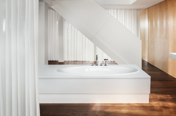 Eve oval rectangle bathtub