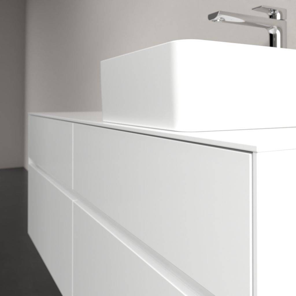 Collaro vanity unit 1400 x 548 x 500mm, with LED lighting