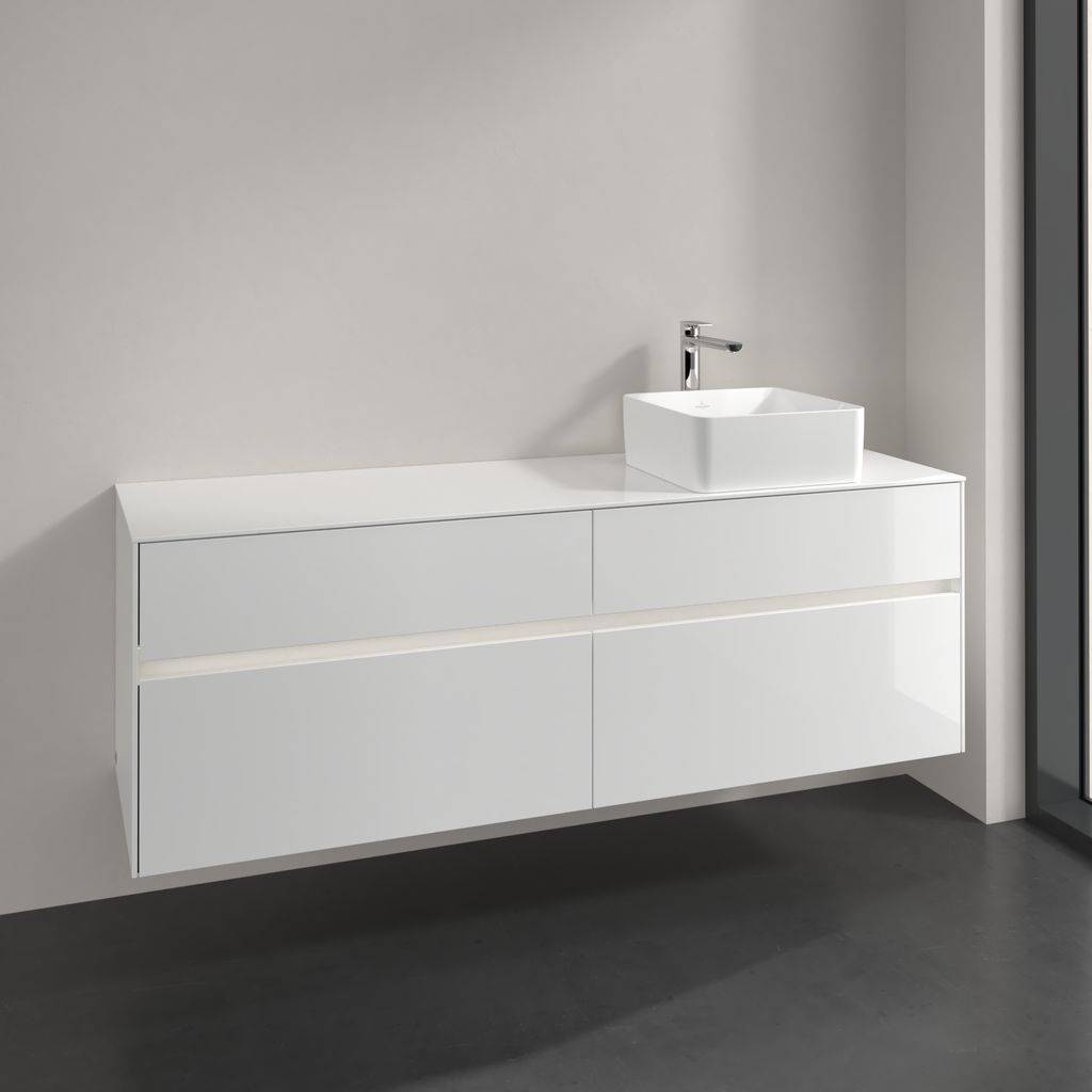 Collaro vanity unit 1600 x 548 x 500mm, with LED lighting