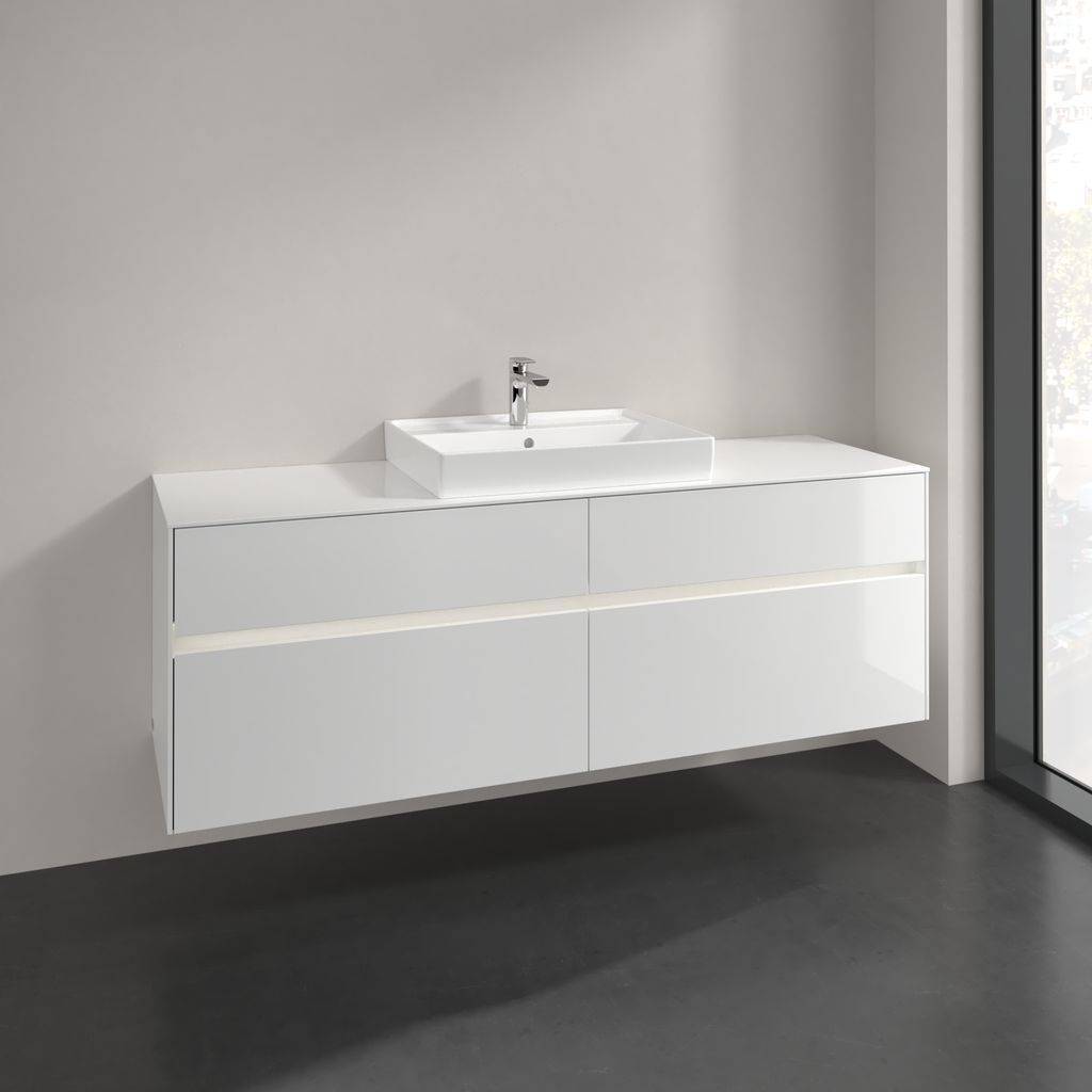 Collaro vanity unit 1600 x 548 x 500mm, with LED lighting