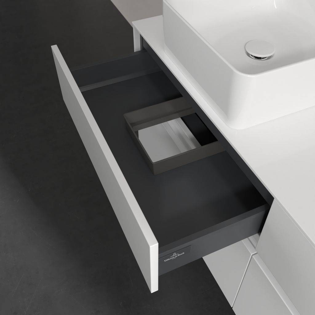 Collaro vanity unit 1400 x 548 x 500mm, with LED lighting