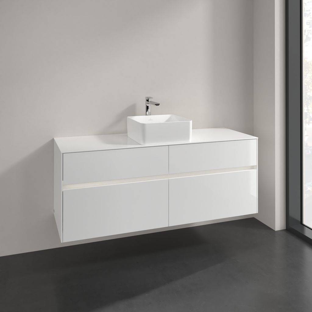 Collaro vanity unit 1400 x 548 x 500mm, with LED lighting