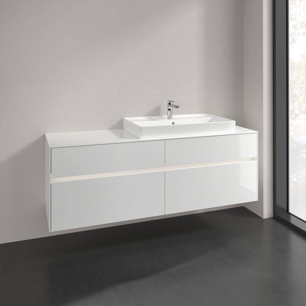 Collaro vanity unit 1600 x 548 x 500mm, with LED lighting