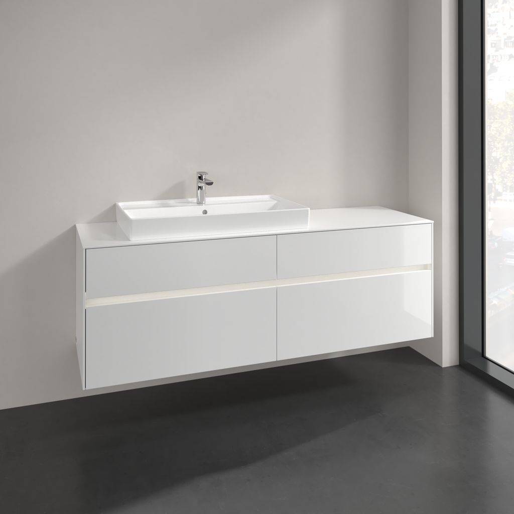 Collaro vanity unit 1600 x 548 x 500mm, with LED lighting