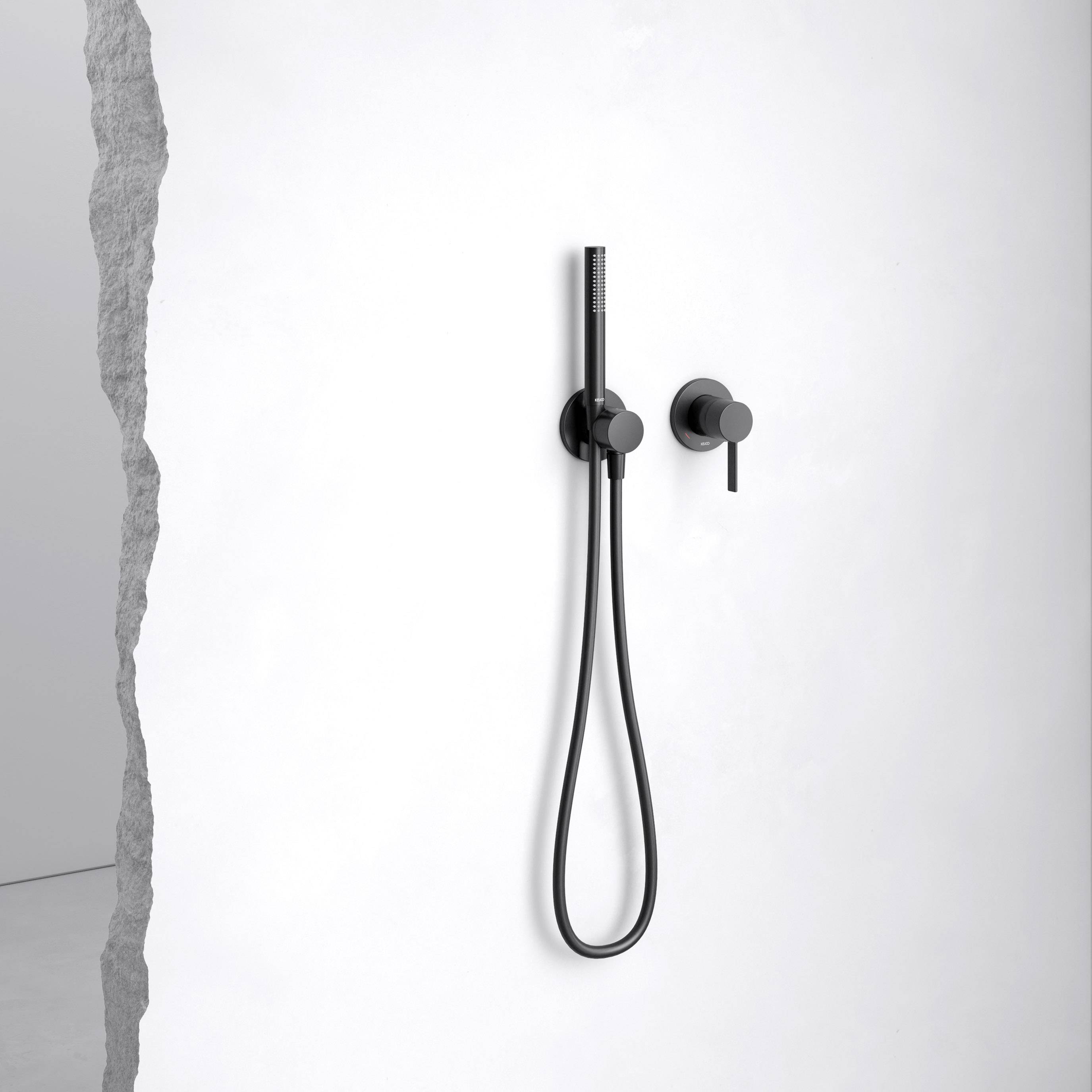 IXMO concealed shower system with single lever mixer, bar hand shower and overhead shower, round rosette