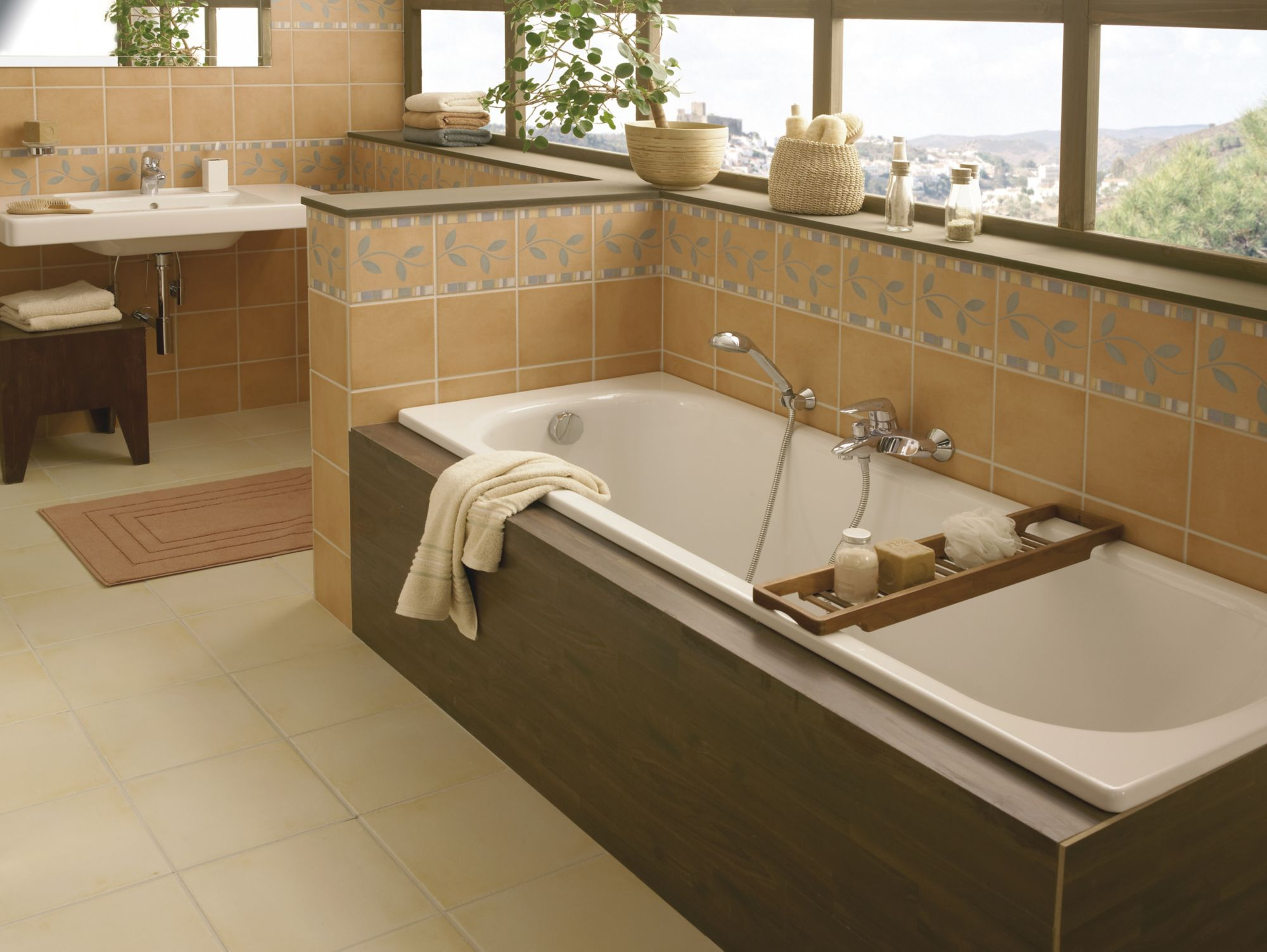 Classic rectangular bathtub