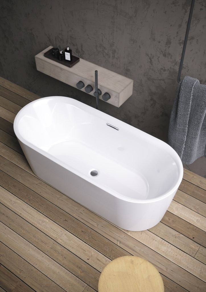 Modesty freestanding bathtub